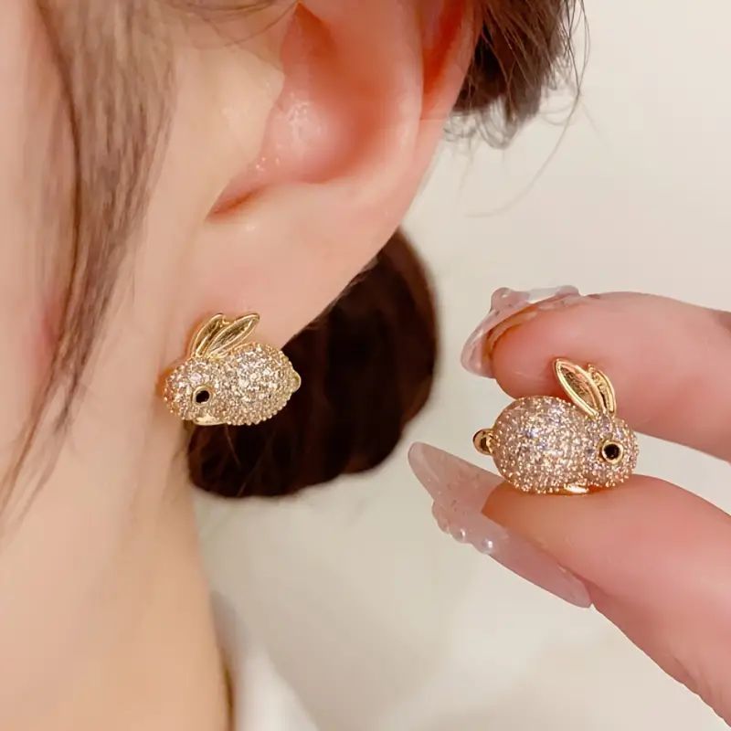 Agatha | 魅力的なデザインと楽しいタッチのウサギのイヤリング