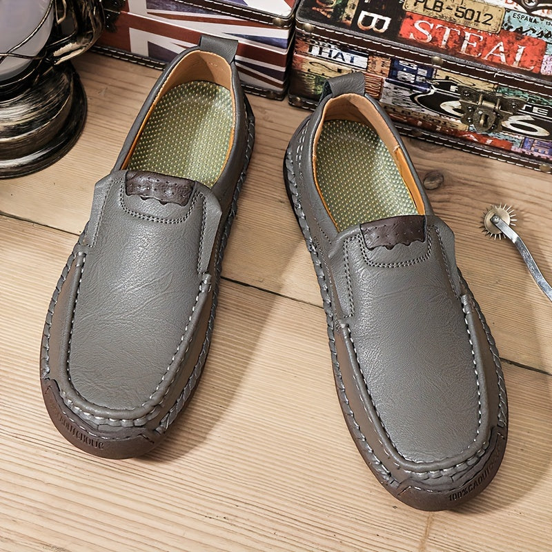 Zorvik | 手作りのステッチと滑り止めソールを備えた男性用ブリティッシュモカシン
