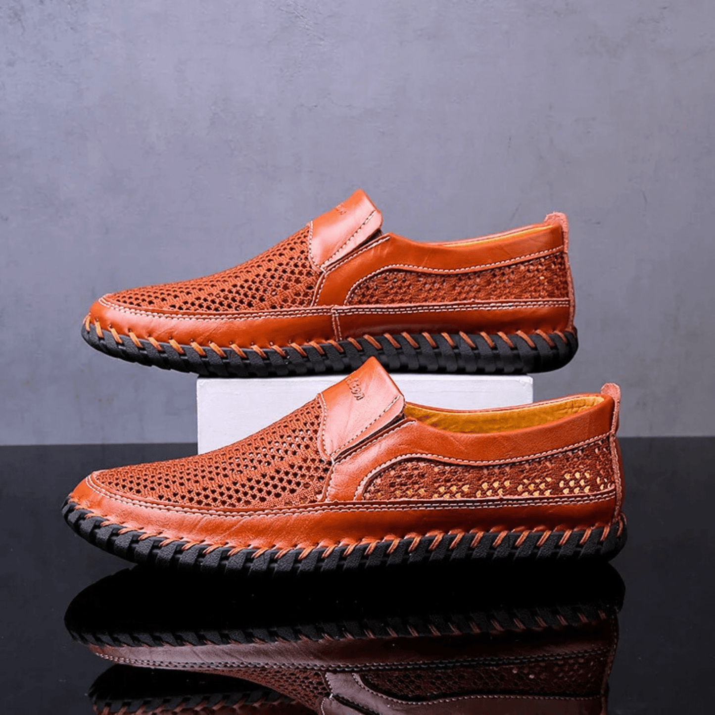 Kervano | 通気性のあるスリップオンシューズ